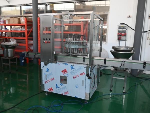 Pharma Stoppering Machine For Glass Vials Plastic PET Bottles Sealing With PLC