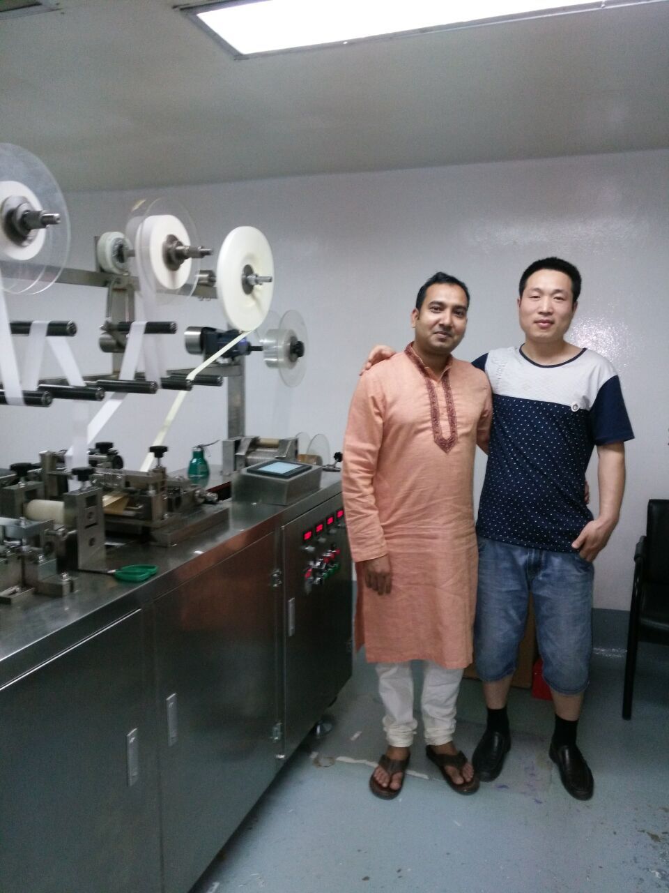 300-360 Pieces/Minute Production Speed Band-Aid Making Machine for First Aid Plaster