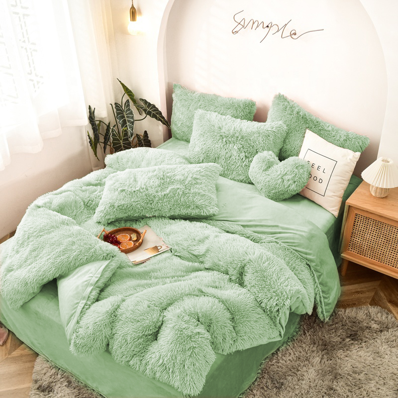 Handmade Pink Bedding Plush Quilt Set with Super Soft Artificial Velvet and Fluffy Cover