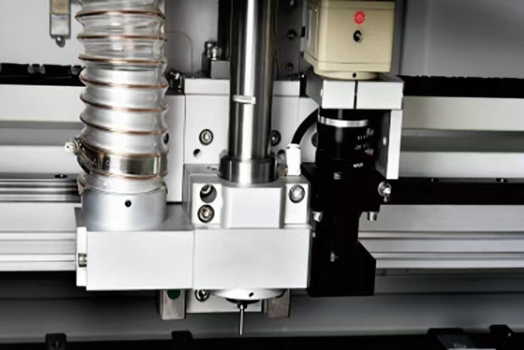 Smartphone Inline SMT PCBA Router Machine YSL-IR180 180*180mm 1100kg Vacuum Cleaning