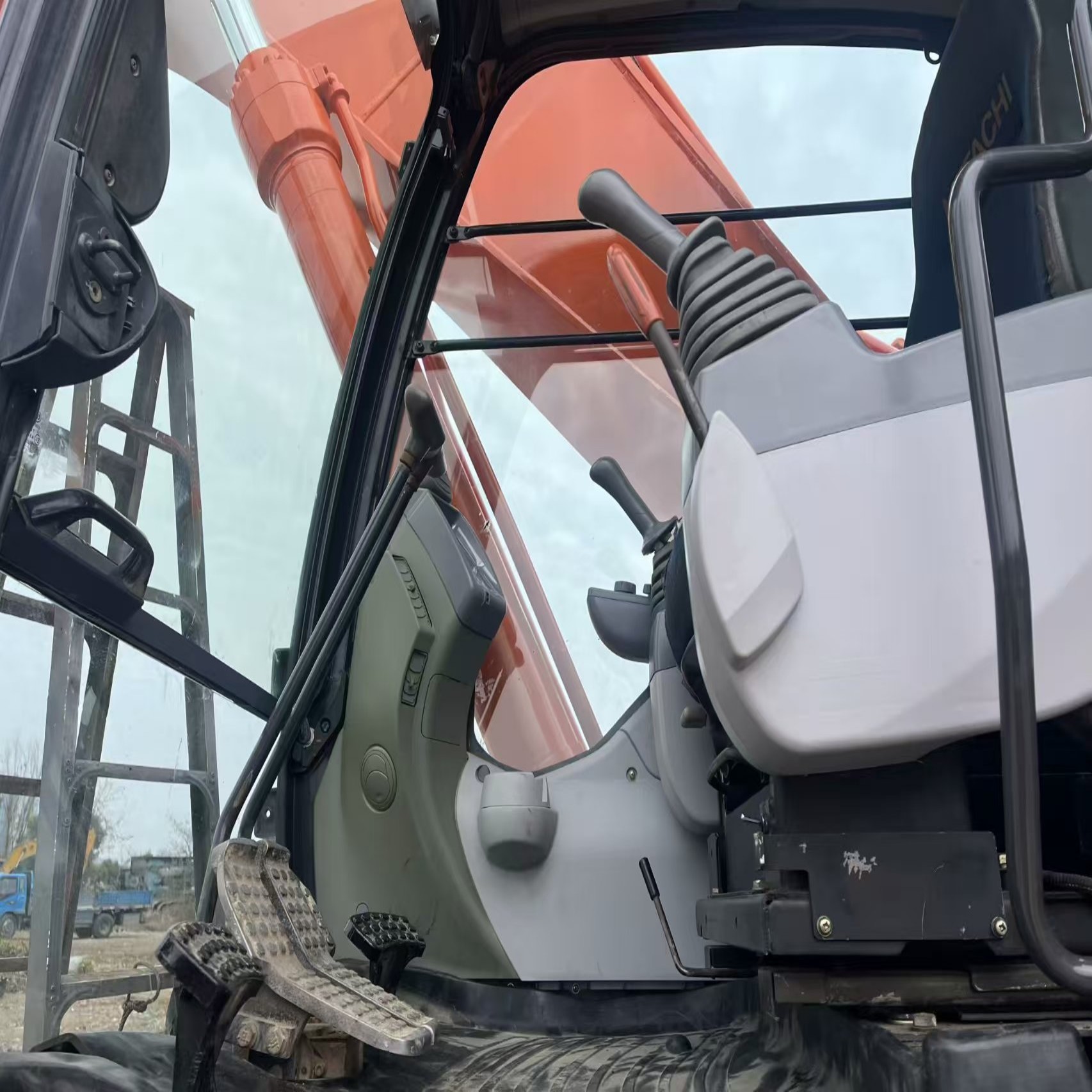 Used Excavator Original Hitachi ZX350-5G Hydraulic 35ton Crawler Digger