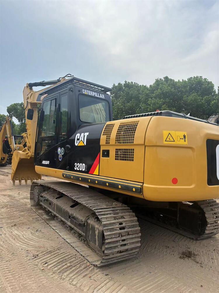 Good Condition Japan Original 20 Ton Used Caterpillar Cat 320D Hydraulic Crawler Excavator