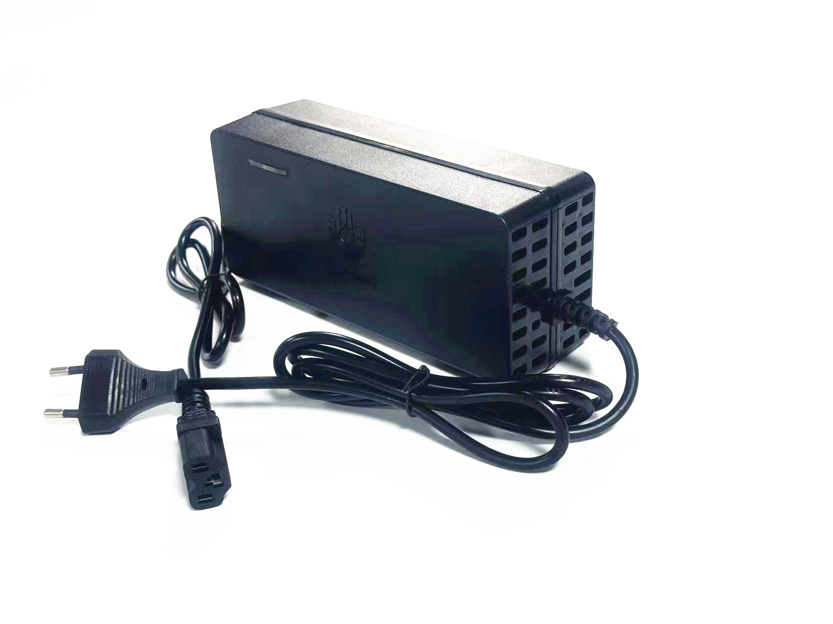 Advantage Multi-Protection Safety Protection 12V/24V/36V/48V/60V Charger for 20s 72V 73V Li-ion/Lithium Polymer Battery
