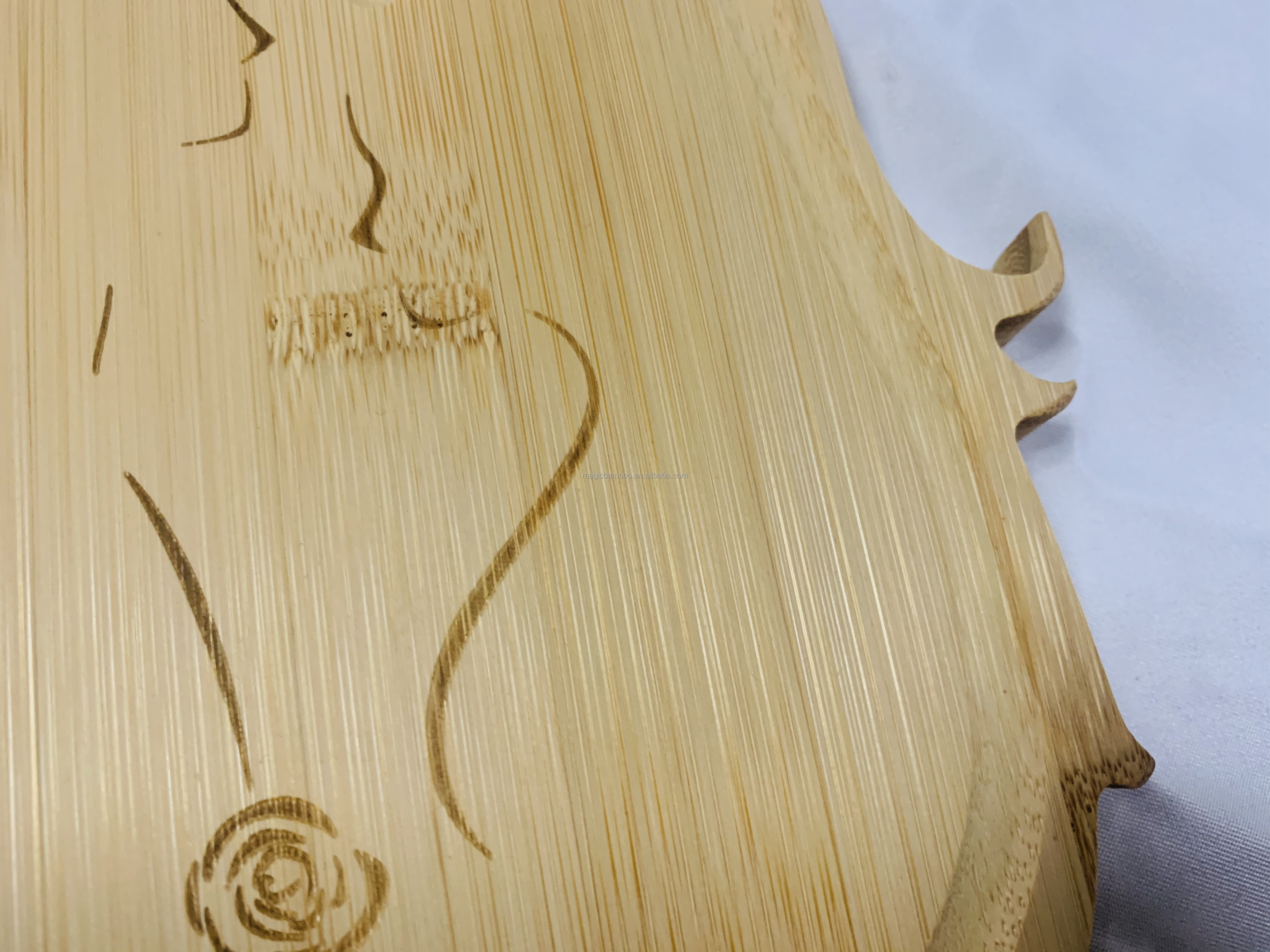 Creative Shape Bamboo Cutting Board Perfect Wedding Gift for Food Enthusiasts