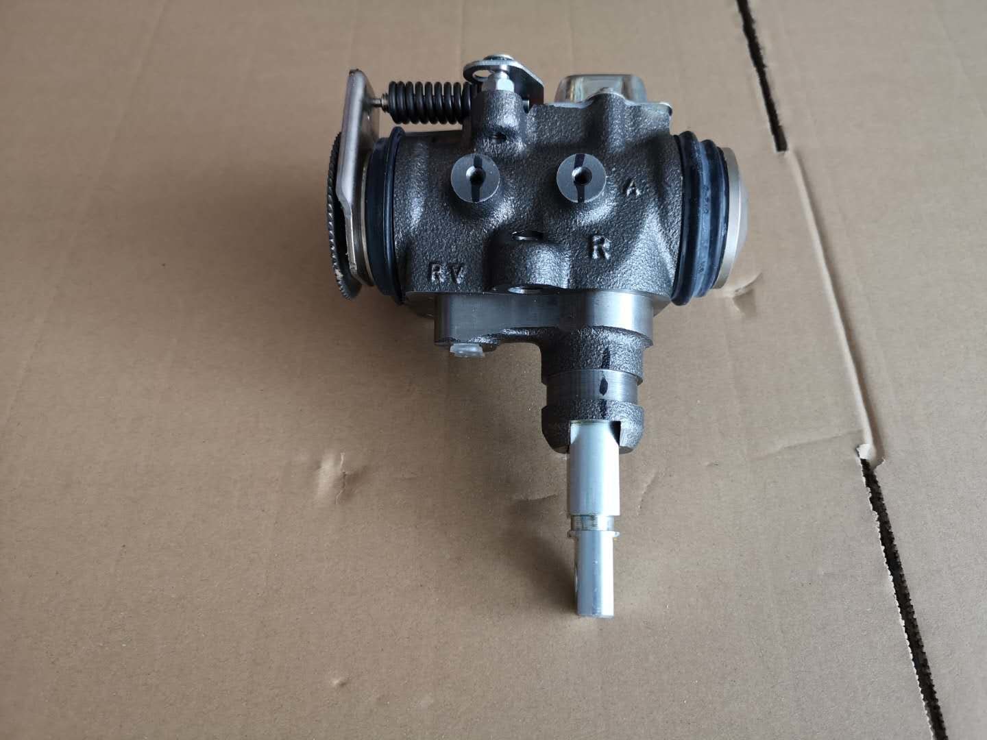 Brake Cylinder ISUZU FVR Parts For FRR FSR 2008 8982893670 Rear Wheel Parking Brake Air Control