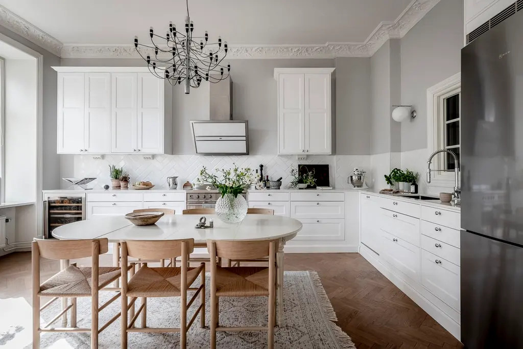Custom North American Melamine Board Glossy White Shaker Kitchen Cabinets Flat Pack