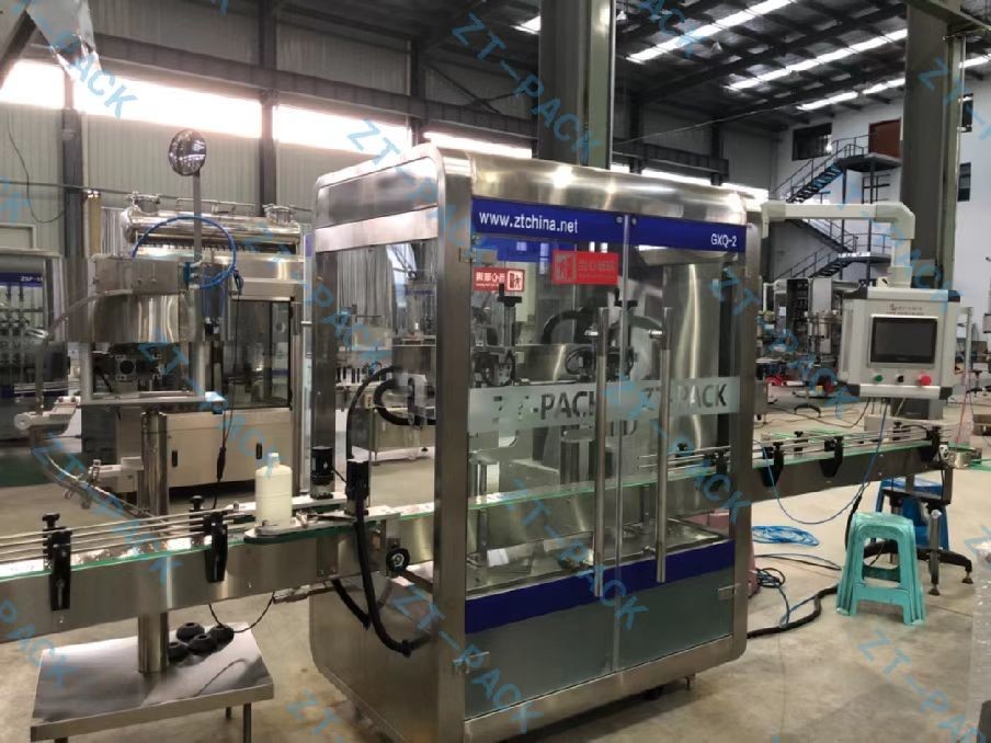 Oil Liquid Soap Automatic Cap Tightener 2500bph Automatic Cap Sealing Machine