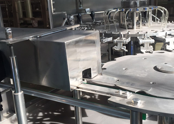 High Speed Hot Filling Machine , Hot Sauce Bottle Filler Long Duration Time