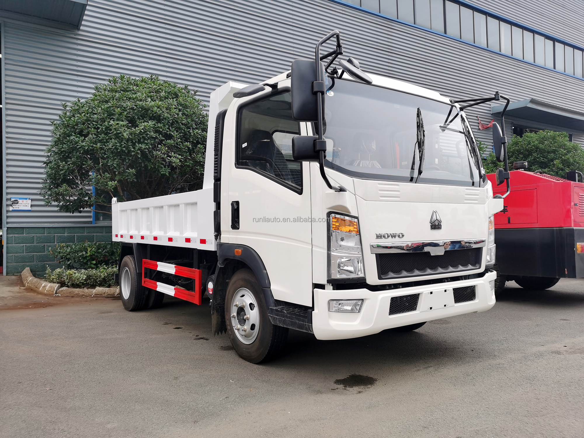 2021 SINOTRUK 4X2 5tons Dump Truck for Sale