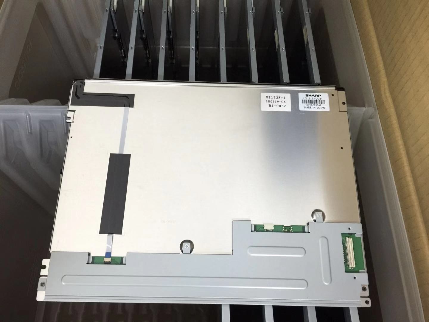 LQ121S1LG81 Sharp 12.1" LCM 800×600RGB 450cd/m² INDUSTRIAL LCD DISPLAY