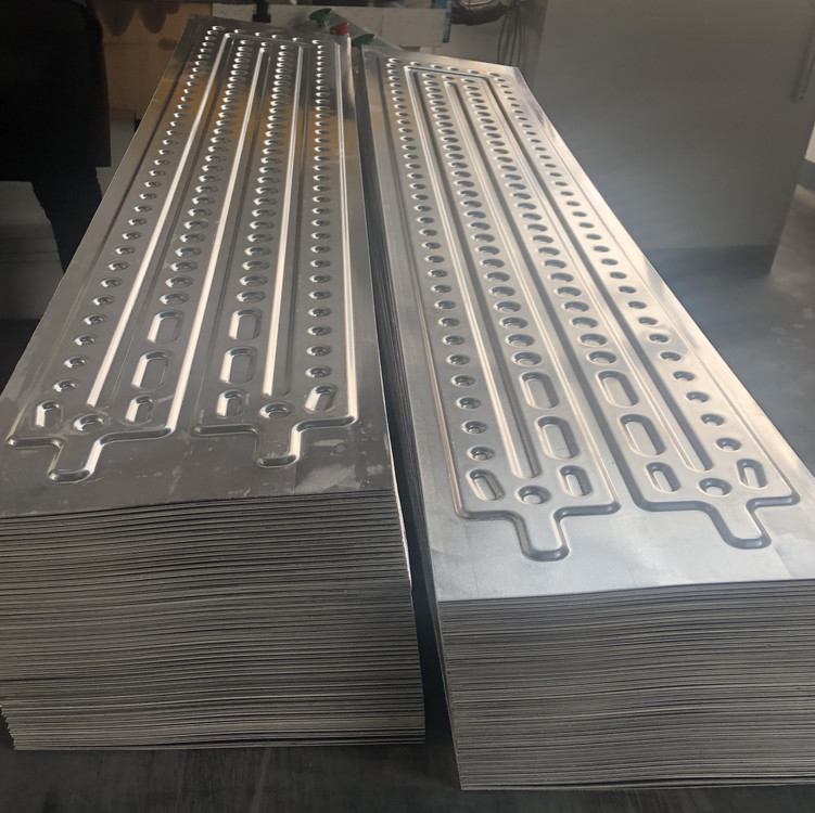 Factory Supply Aluminum Liquid Cooling Plate Of Cylindrical Prismatic Battery For Electric Vehicle ESS