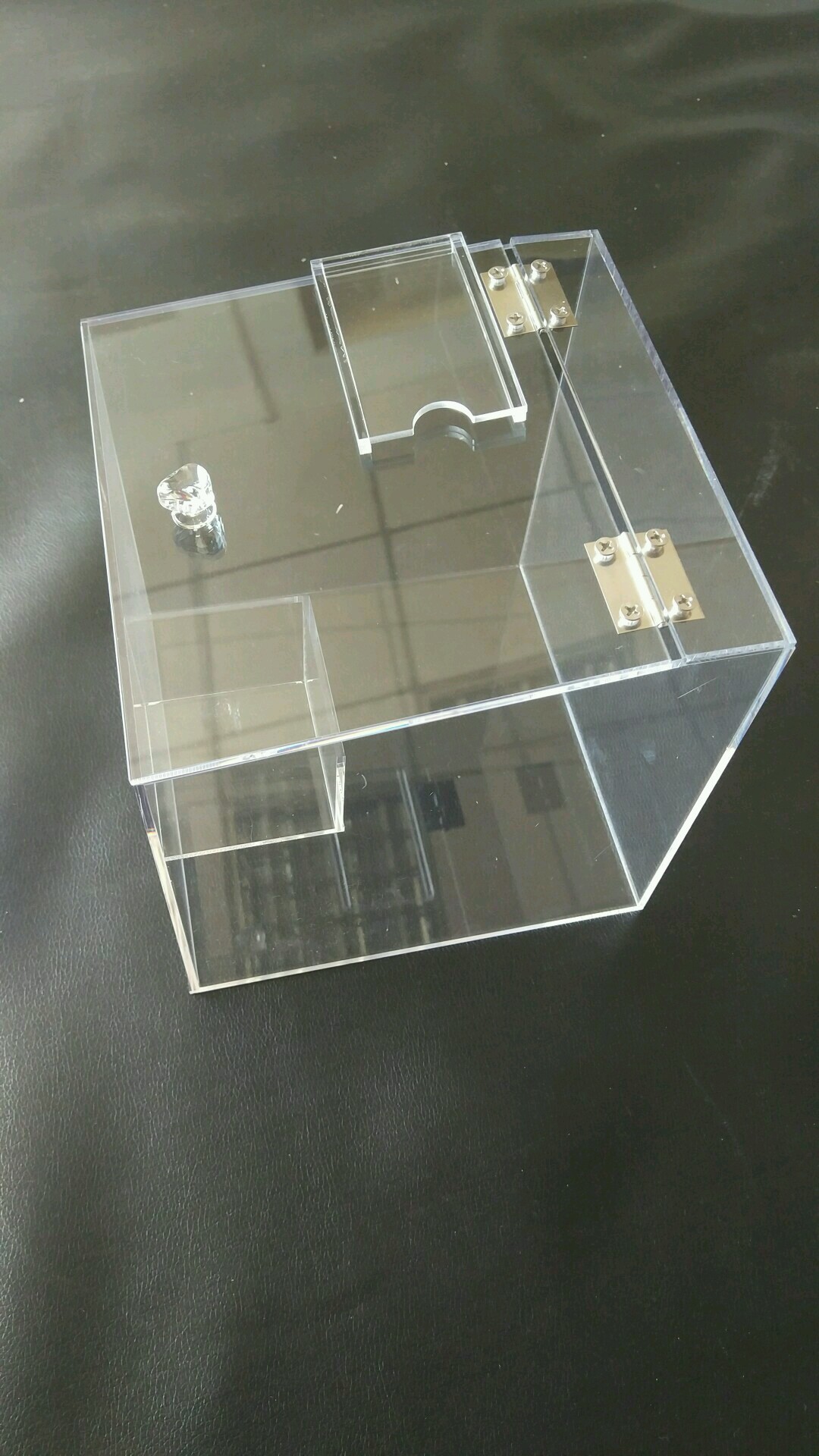 Acrylic Candy Box Candy Bin Candy Display Bulk Candy Display Case with Tag Holder for Retail Store or Supermarket