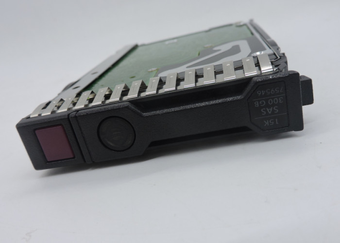 867254-001 759546-001 HP Hard Disk 300GB SAS EH000300JWCPK54-001 1 Year Warranty