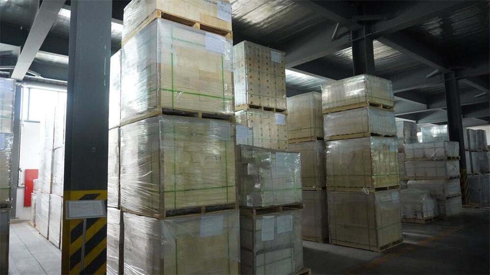 Big Size High Density Refractory Fireclay Bricks Fire Brick Bath Bottom Block For Glass Furnace