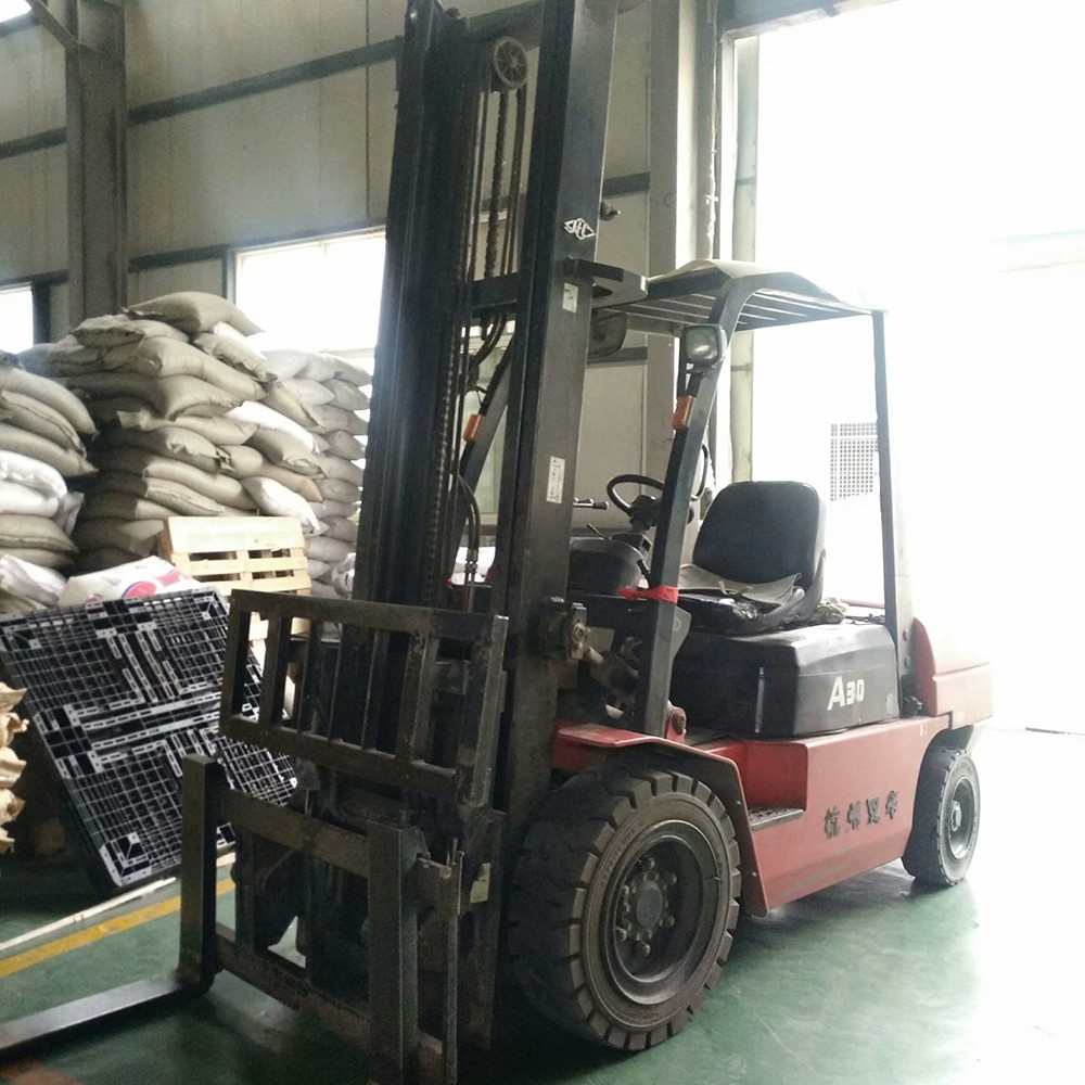 Environmental Engineering Geotextile Cloth in Milky White for Enhanced Performance
