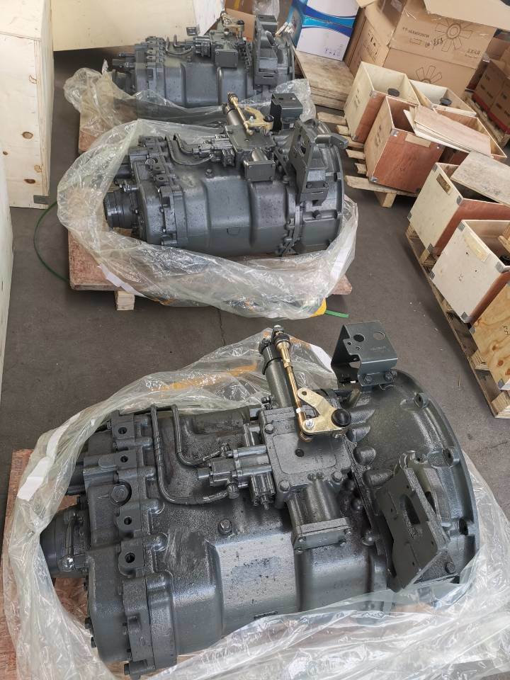 Spare Parts Hw19710 HOWO Gearbox for Sinotruk HOWO