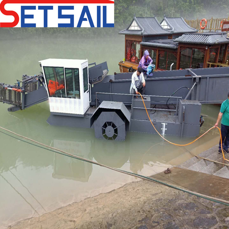 Big Storage Capacity Aquatic Trash Skimmer/Weed Harvester Made in China