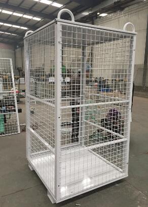 W1060 * D1060 * H1800 Grey Wire Mesh Security Cage For Cylinder