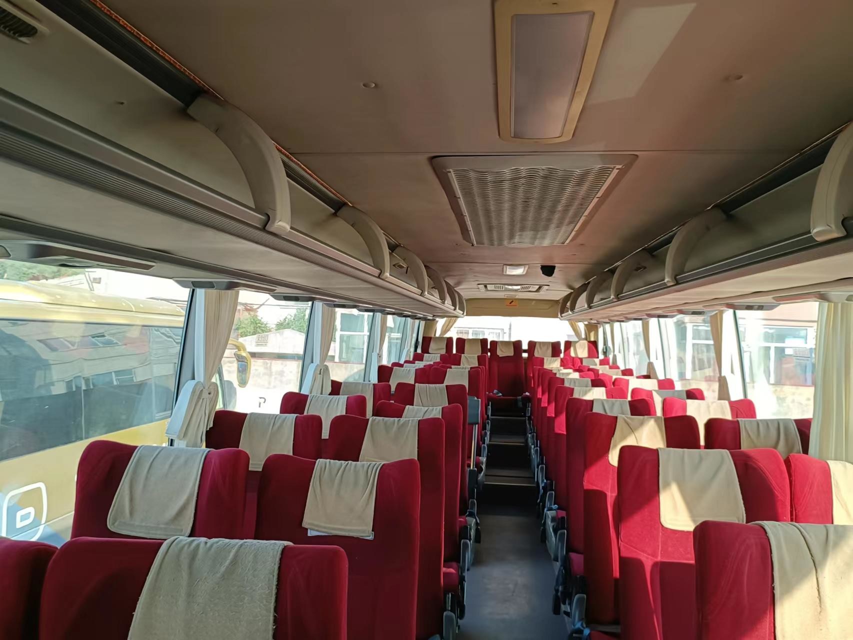Coaches Golden Dragon 49 Seater Bus 2017 Two Doors China Brand