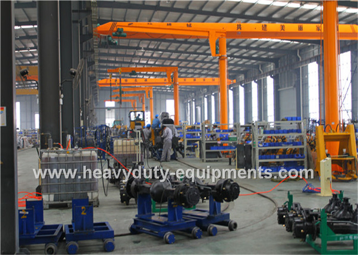 Hydraulic Pilot Control Front Loader Equipment T939L Air Brake With Quick Hitch Attachments
