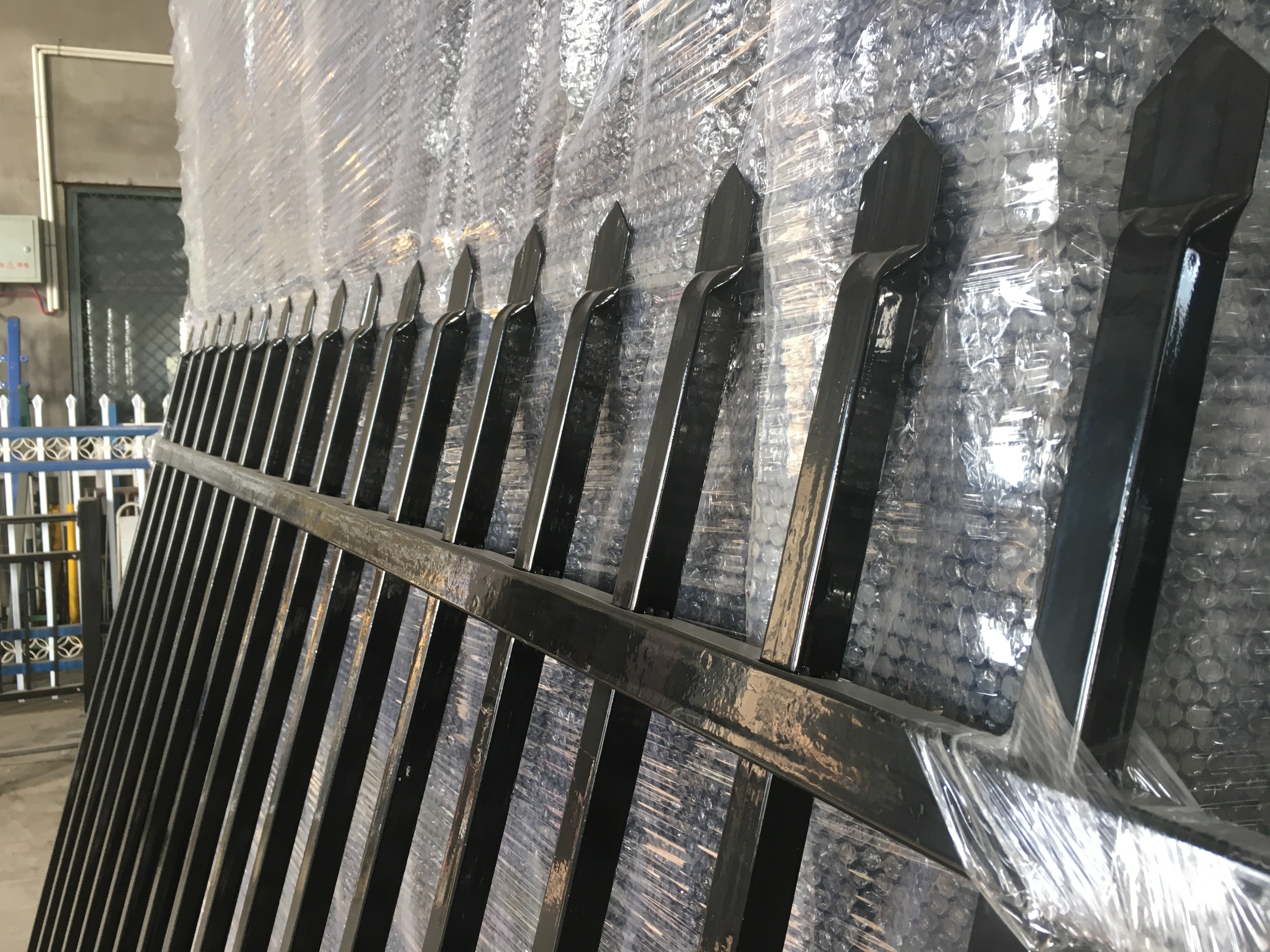 Crimped Pressed Spear diplomat Fencing 25mm picket Rail 40mm H1800mmxW2450mm
