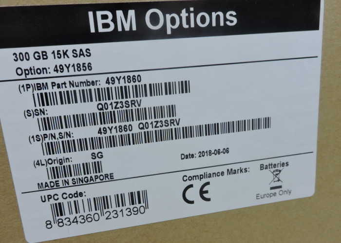 49Y1856 IBM Hard Disk 49Y1860 300G 15K 3.5inch SAS DS3512 1 year warranty