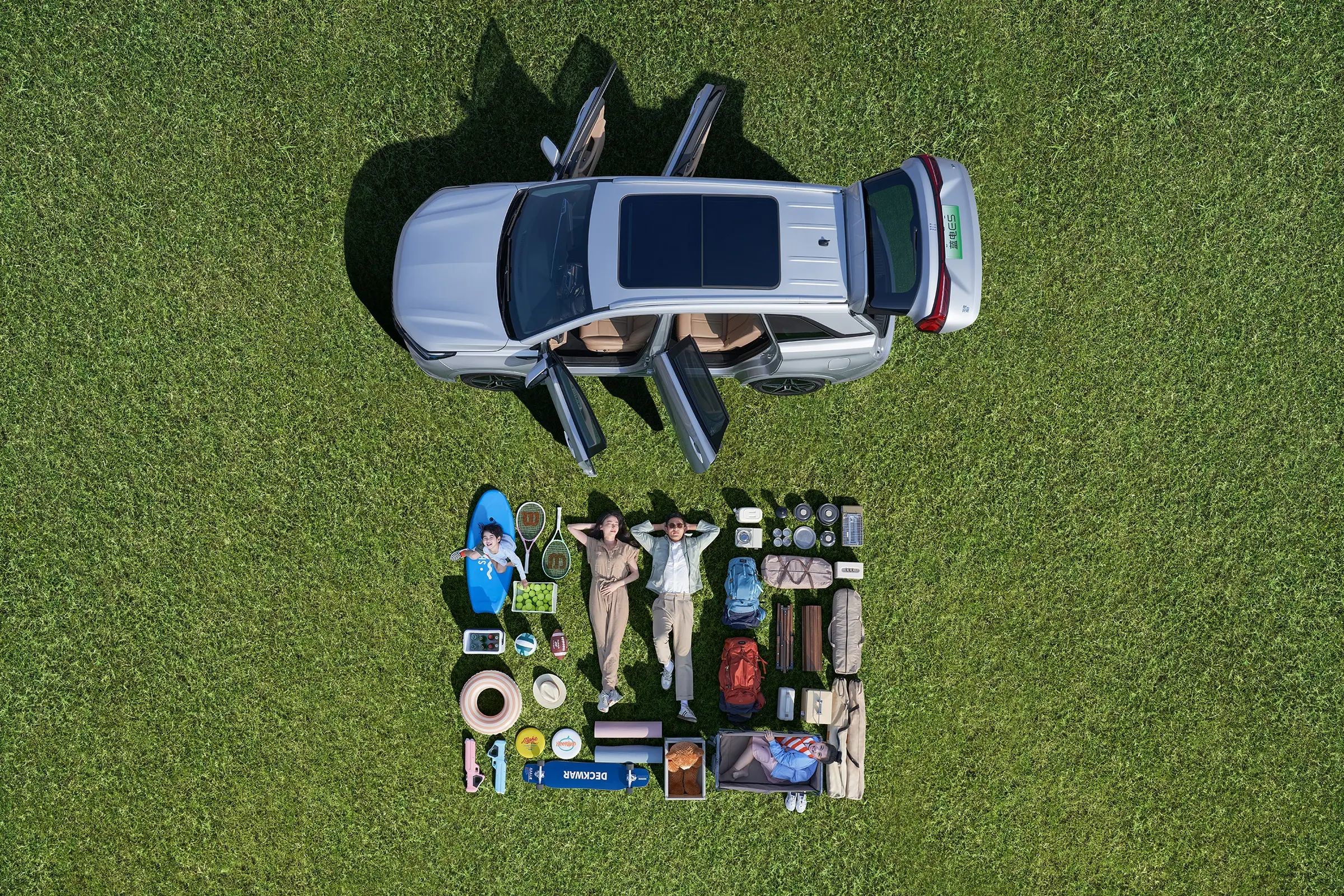 Compact 5 Seat Seres Electric Car E5 Eco Friendly Midsize SUV Electric Car