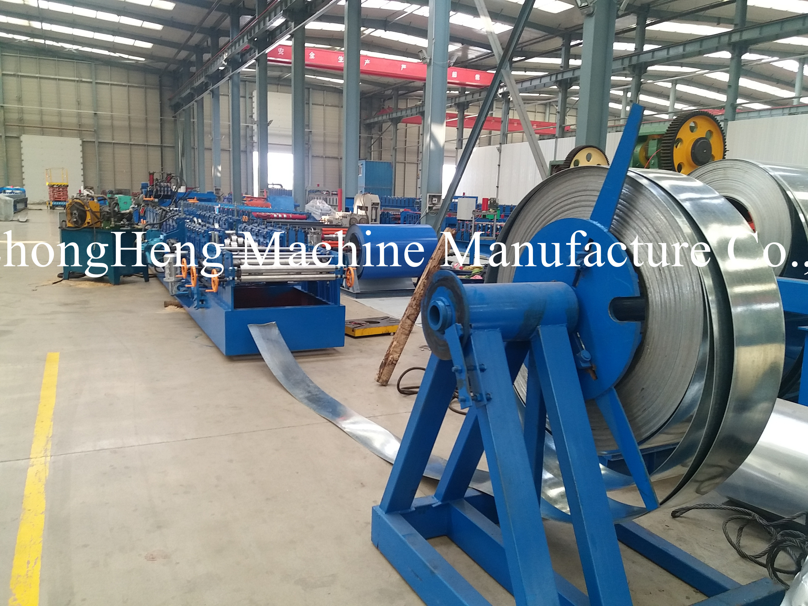 Hydraulic cutting Galvanized Steel C U Z Channel Roll Forming Machine for 3mm