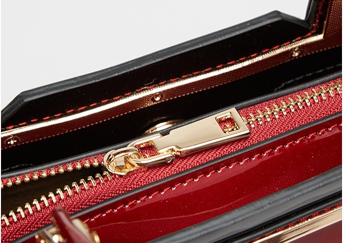 PU White Patent Leather Purse