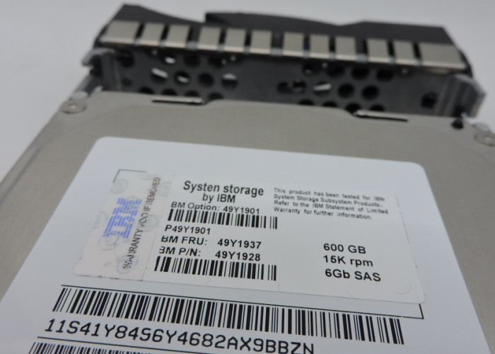 IBM Hard Disk 49Y1901 600G 15K SAS 3.5inch 1 year warranty