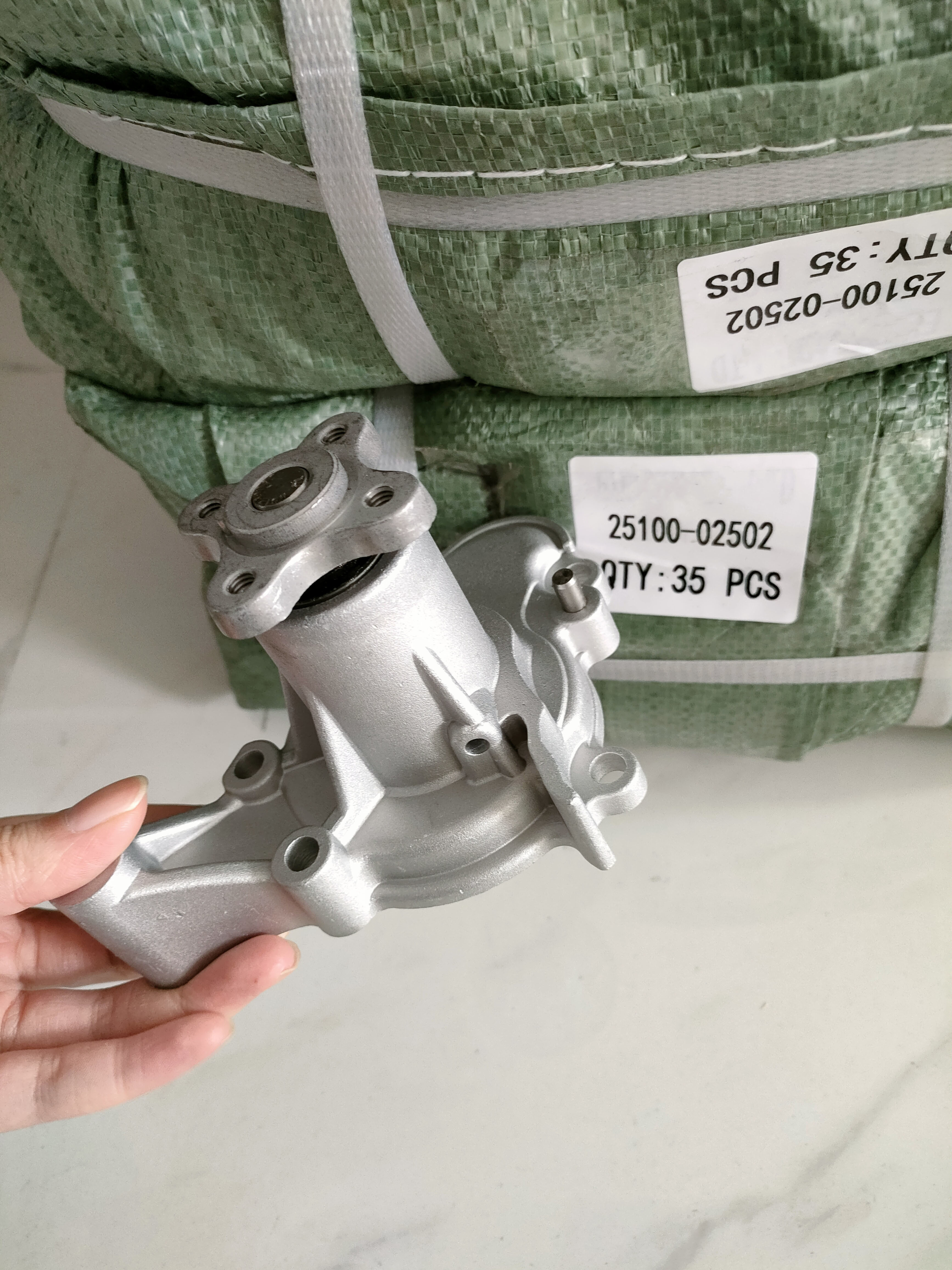 25100-02502 Car Engine Water Pump 21010-78203 25100-02501 For Hyundai Atos Mx