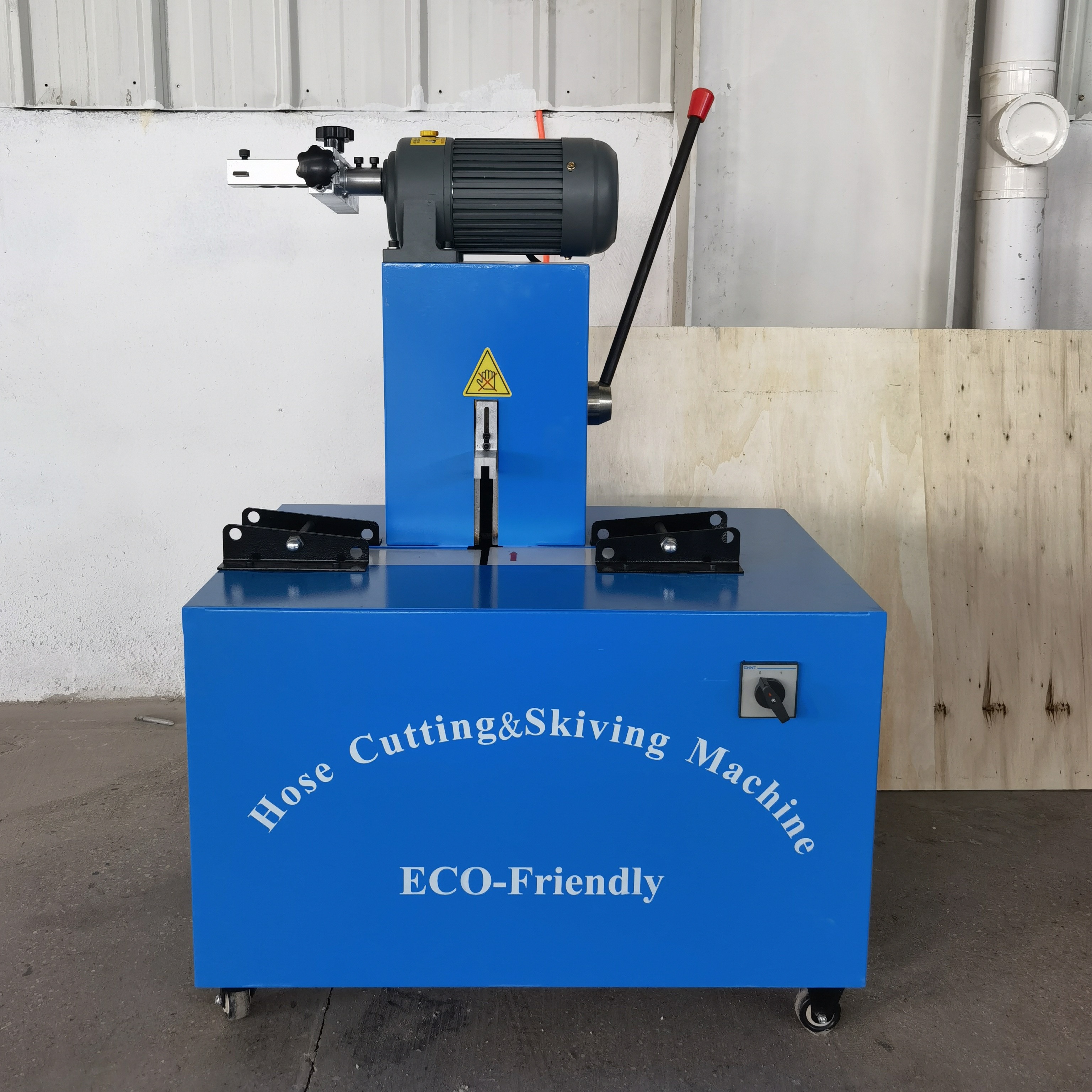 6 - 51mm High Speed 2850 RPM Hydraulic Hose Cutter With Button Control System