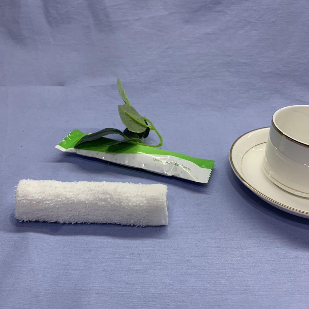 Custom Cleaning Refreshing Soft Packed Facial Wet Wipes For Restaurant
