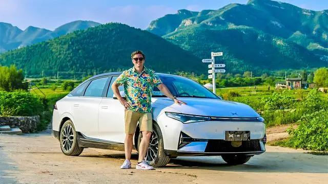 2024 Adult Koala Arcfox Kala MPV Cars The Perfect Combination of Style and Function