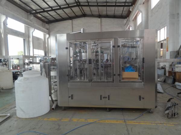 Gas Water Bottling Machine , Carbonated Drink Filling Machine / Soft Drink