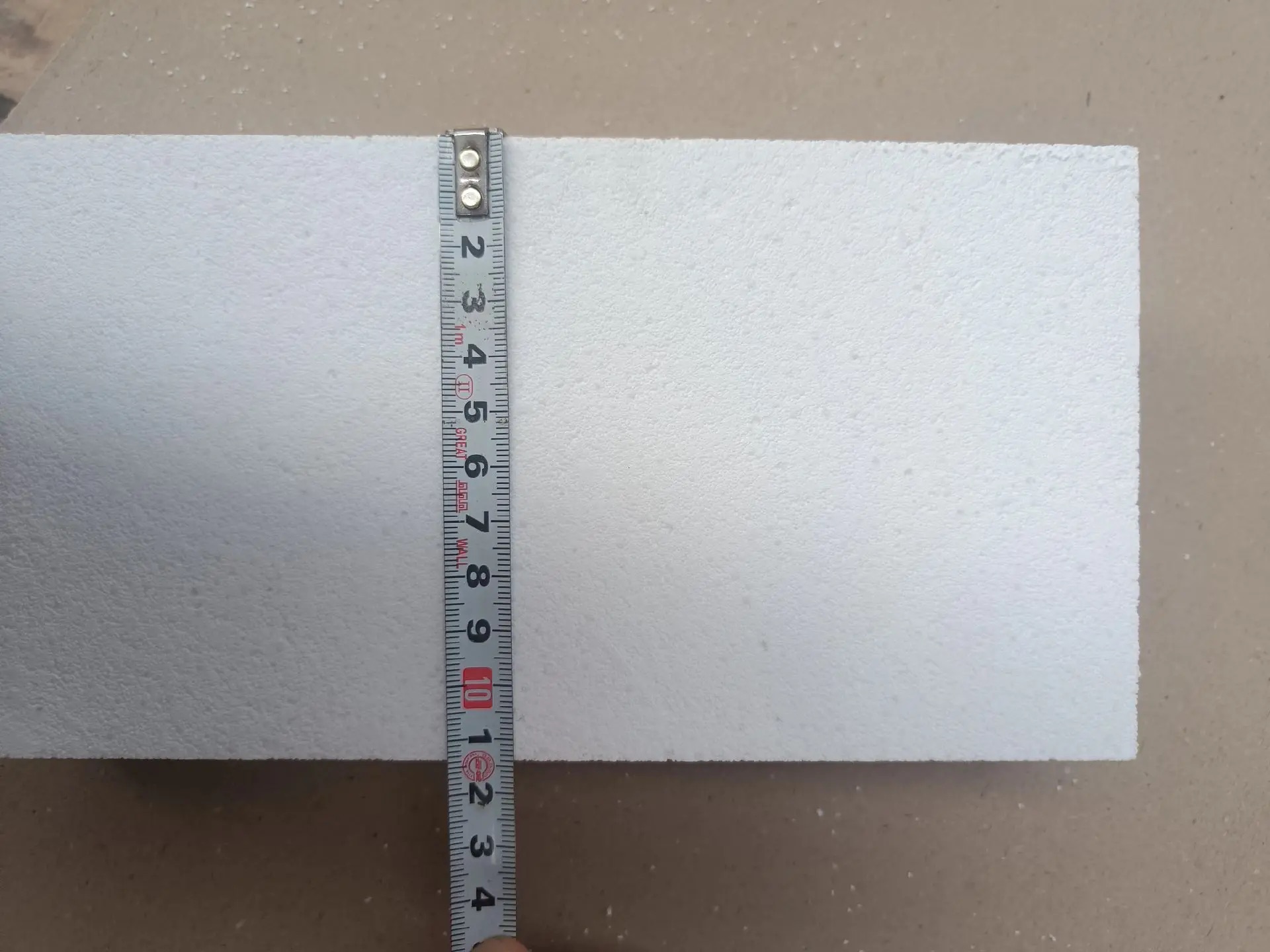 High Mechanical Strength Bubble Alumina Insulation Brick for Temperature Applications