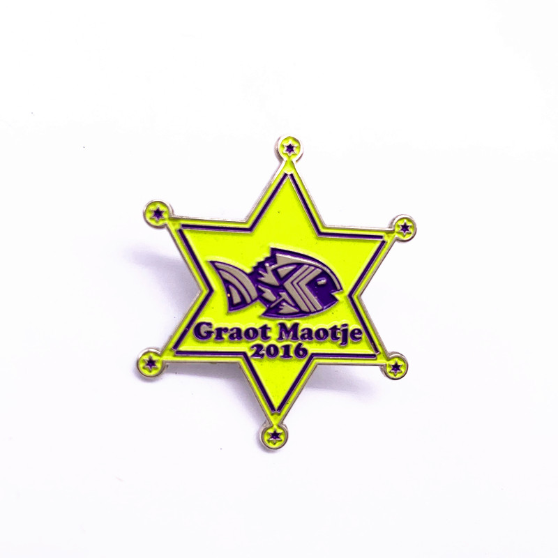 Hands / Sweat Heart Metal Lapel Pins Black Color Custom Soft Enamel Pins