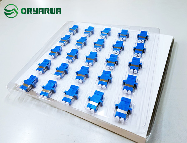 ODM LC Duplex Single Mode Adapter Flange Split Type For Telecom