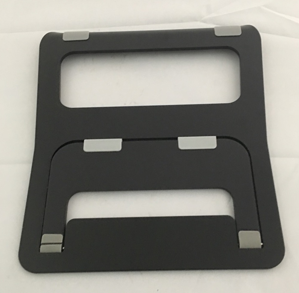 Black 230*210*4mm Macbook Metal Stand Anodizing Aluminum Laptop Tray