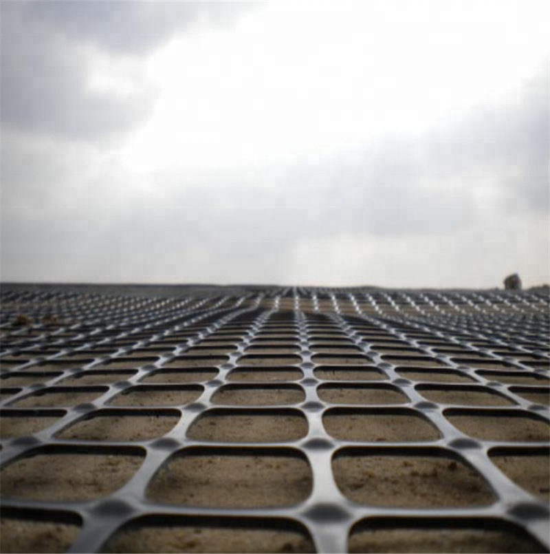 Civil Engineering Basalt Reinforcing Fiberglass Geogrid Mesh 12.7*12.7mm Length 50-200m
