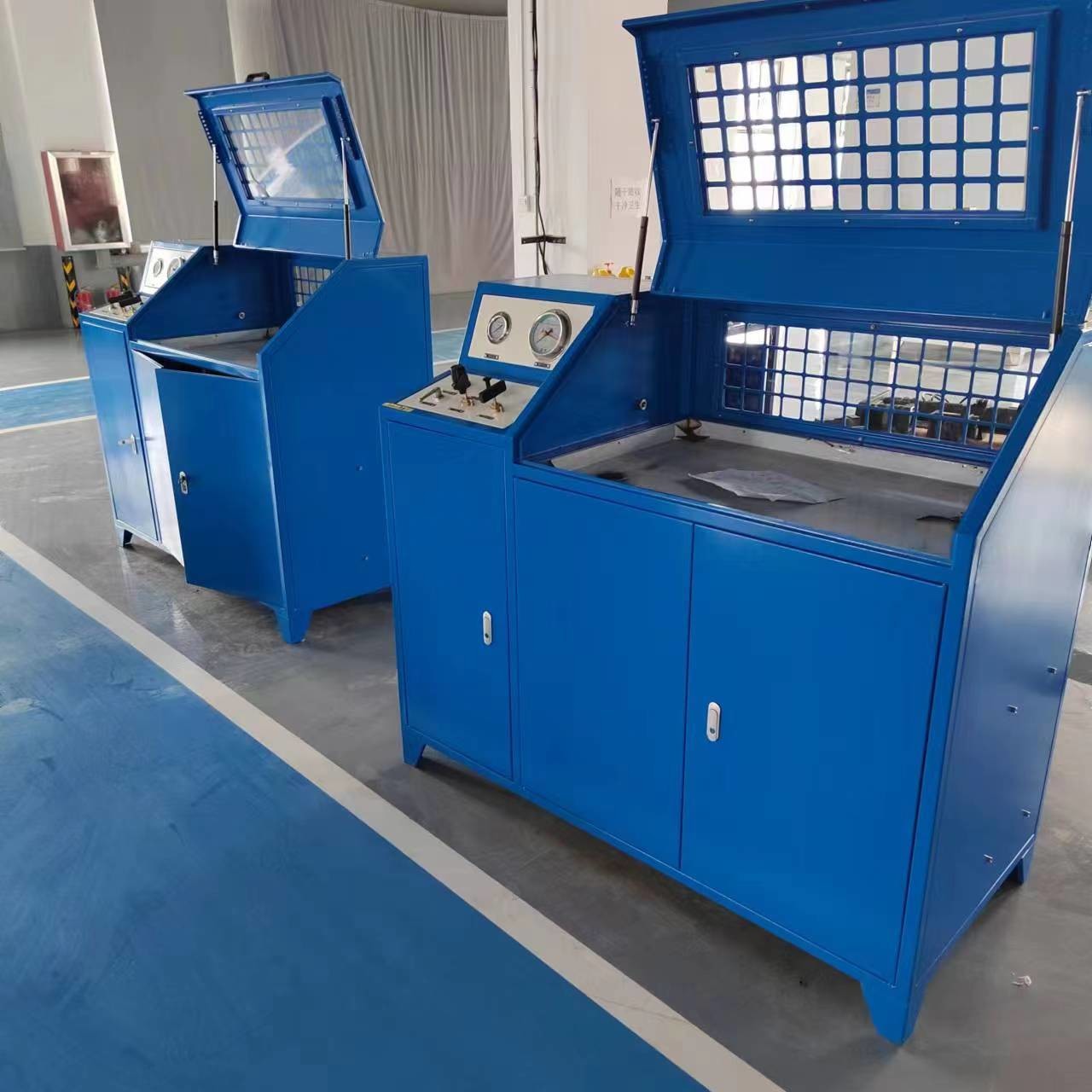 High Pressure Pump Hose Pressing Machine With Pump Working Pressure ≤0.8Mpa 20 Bar Pressure