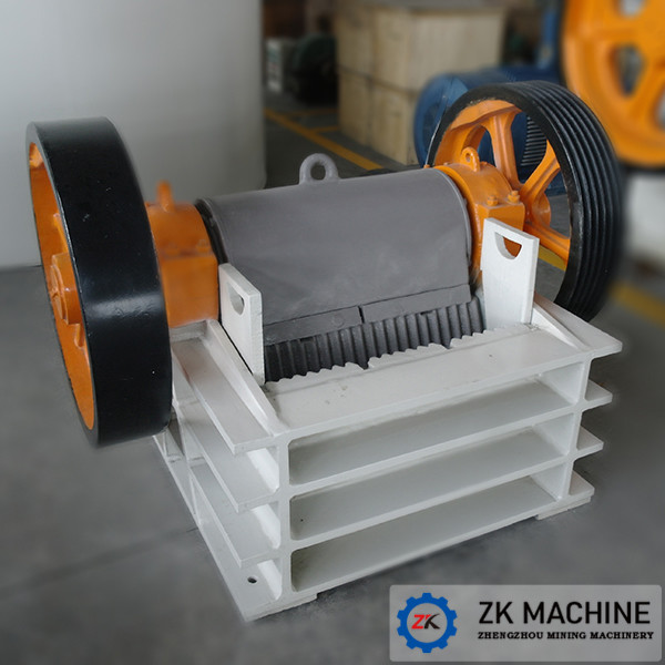High Efficiency Stone Crushing Equipment Less Dust For Mining Metallurgy