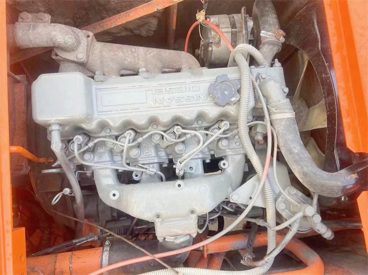 Good Condition 6 Ton Hitachi EX60-5 Excavator Japan Original 40.3 KW Engine ISUZU Now