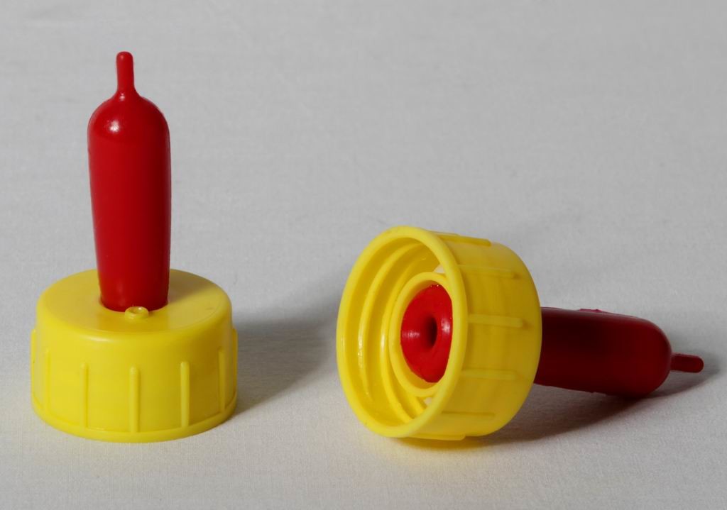 Practical Red Nitrile Lamb Nursing Nipple for Effective Newborn Feeding