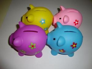China Childrens Money Boxes Piggy Banks , Pig Money Box For Saving Notes on sale