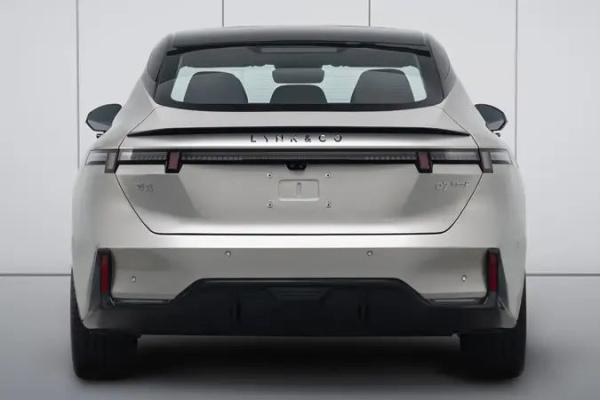 Introducing The Lynk Co 07 The Perfect Blend Of Performance And Sustainability