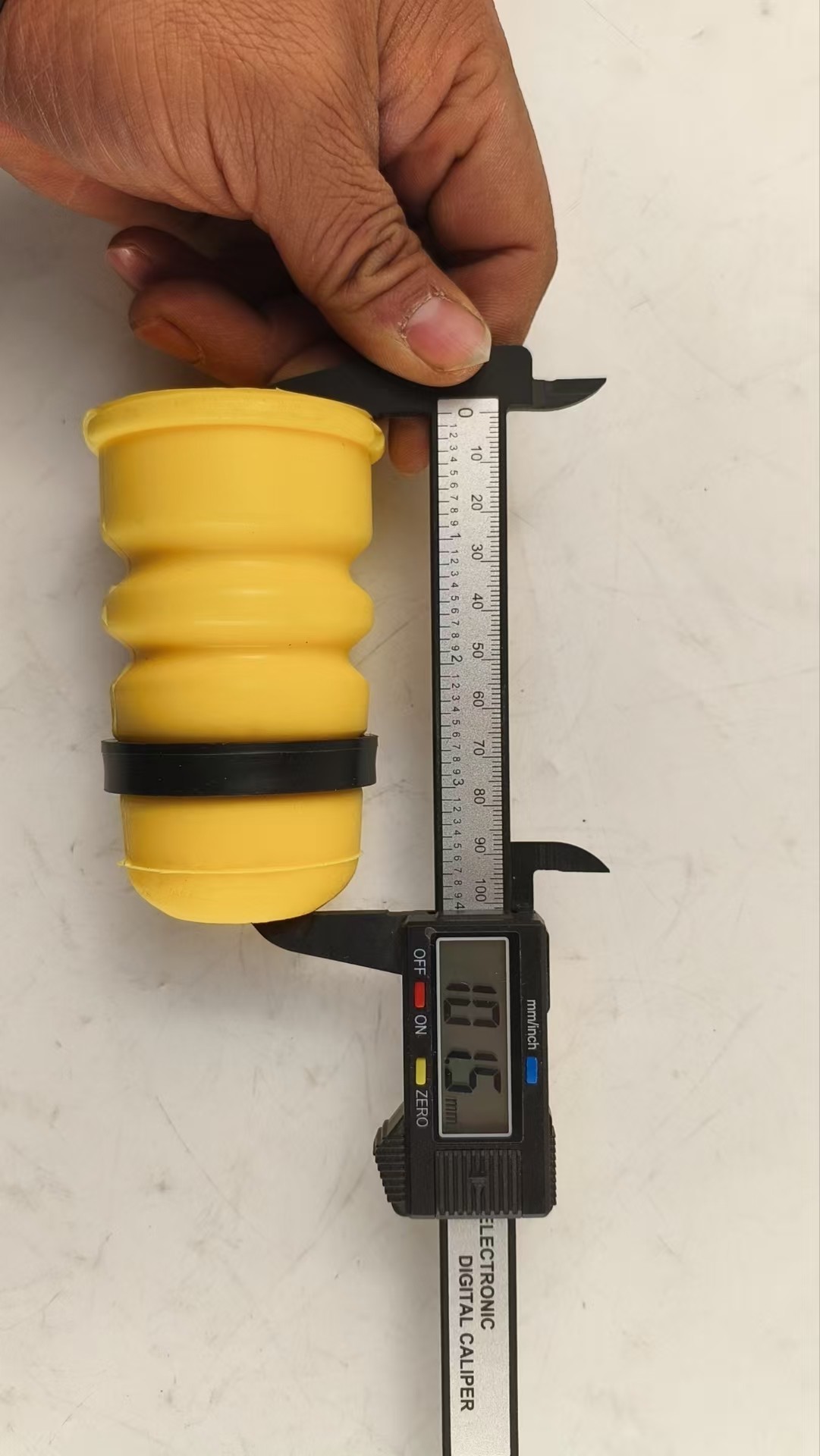 Auto Parts Front Suspension Block Shock Absorber Strut Bumper Rubber Buffer LR001144 for Freelander / Land Rover Evoque / Discovery