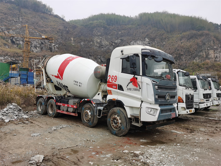 Used SANY 10m³ Hydraulic Automatic Mixer Truck Computerized