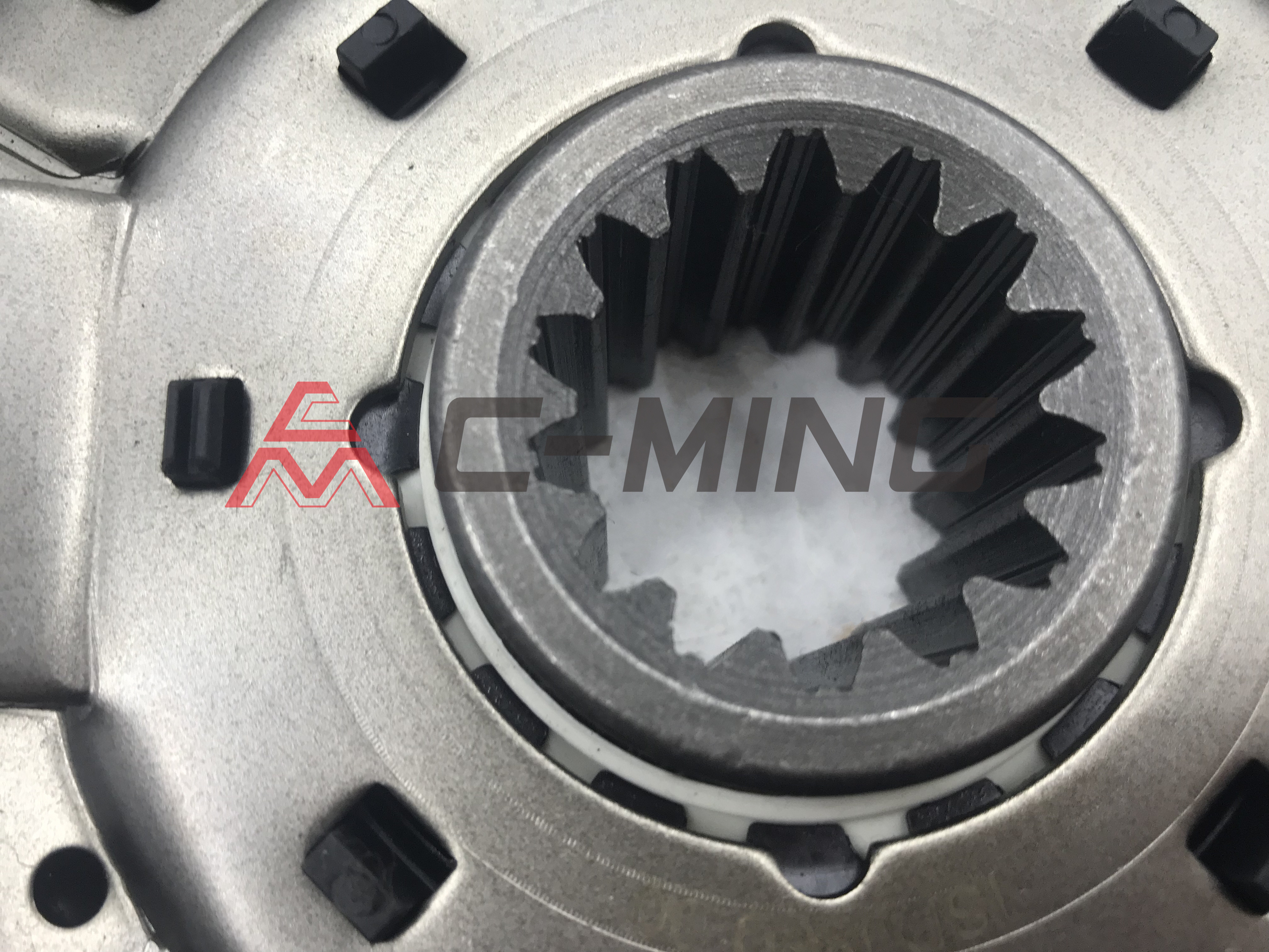 300x190x14x35.2 6D15 Mitsubishi Clutch Kits ME521812