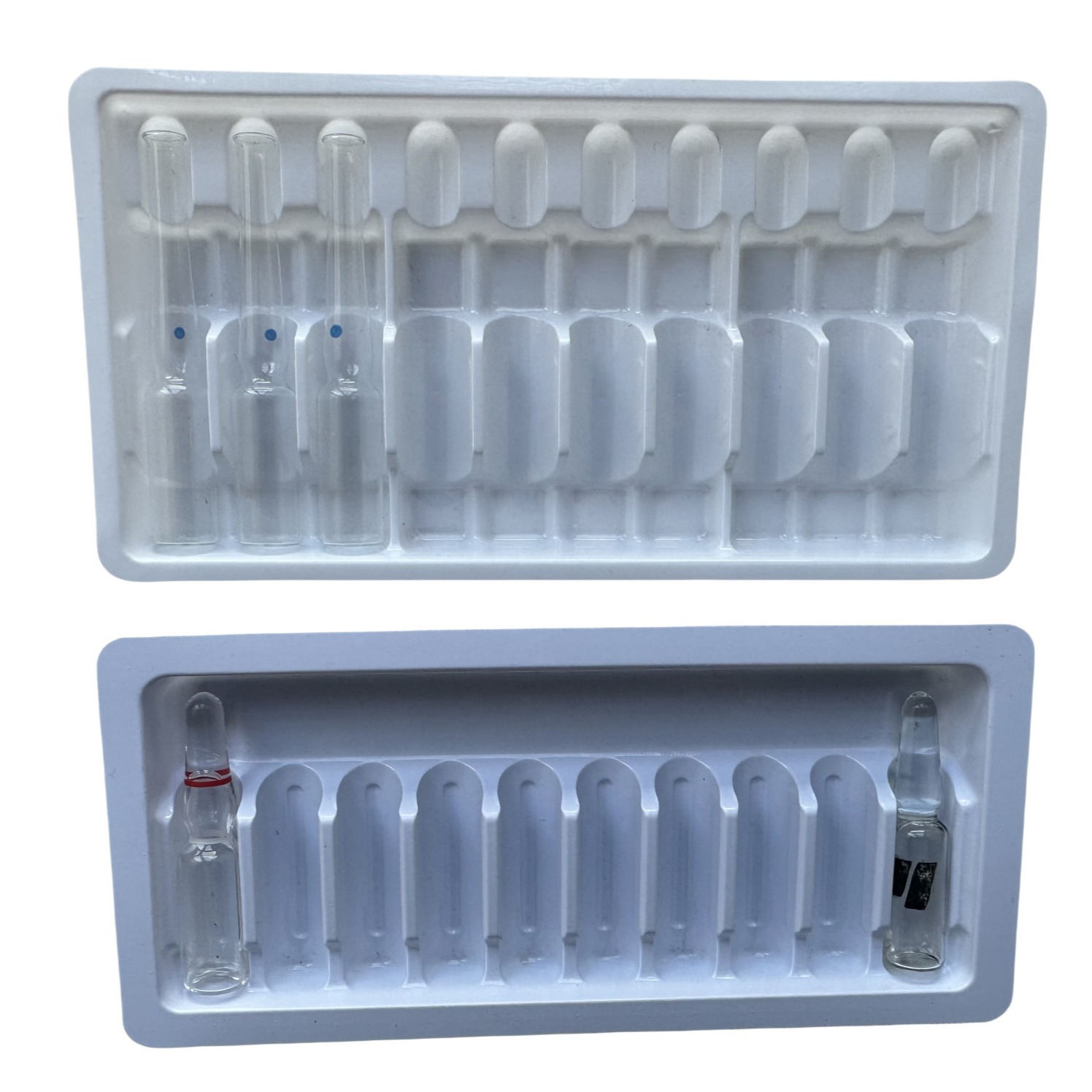 The manufacturer supplies 3ml of plastic powder needle tray inside a Xilin bottle
